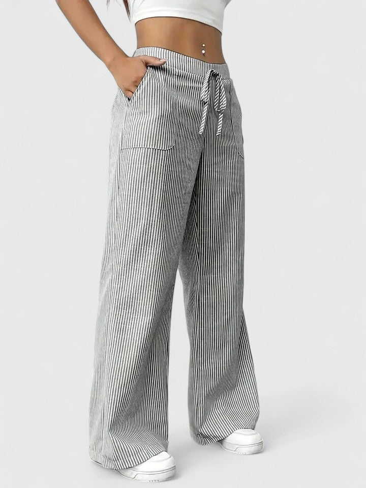 Pantalón amplio a rayas