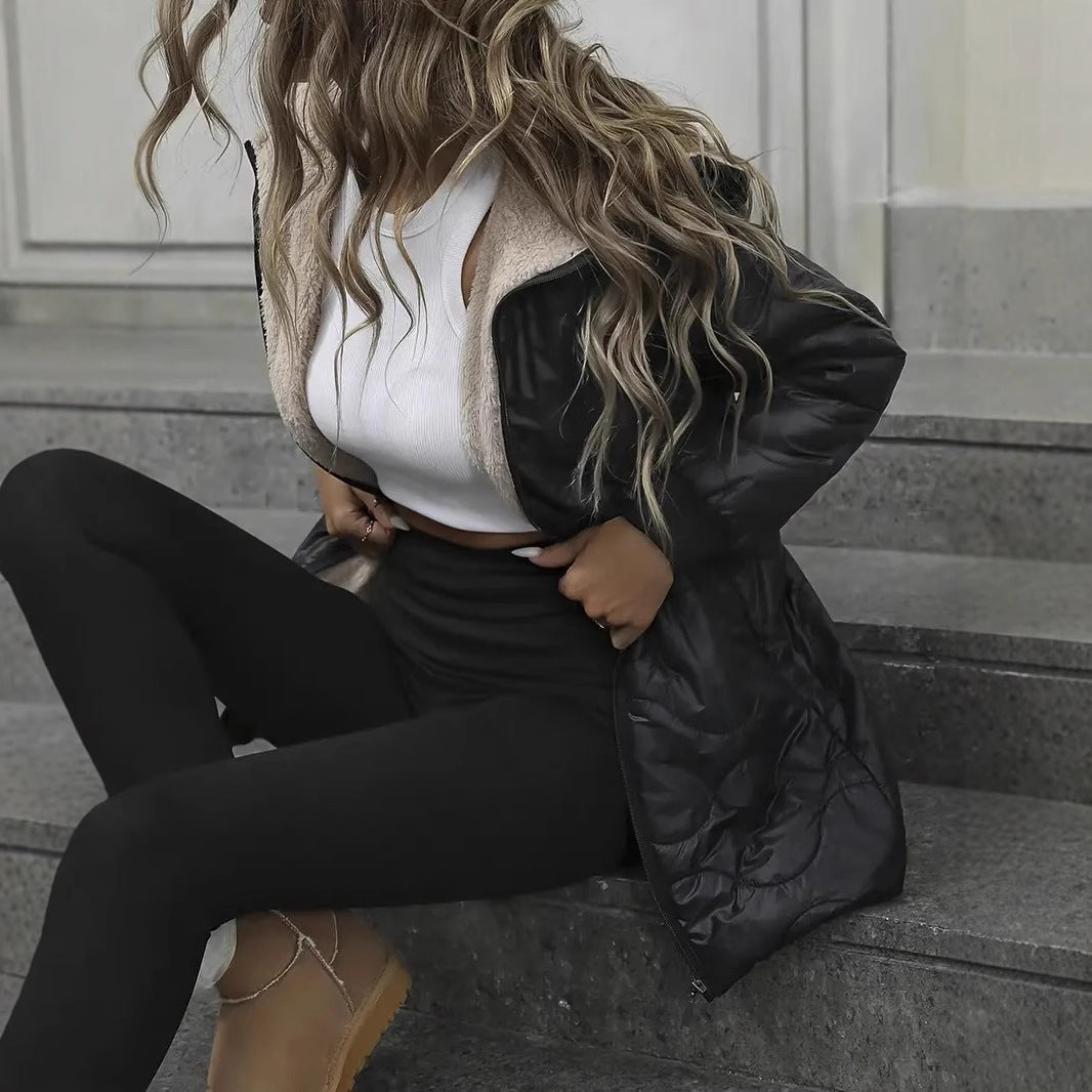 Chaqueta térmica elegante y ligera con cremallera y capucha