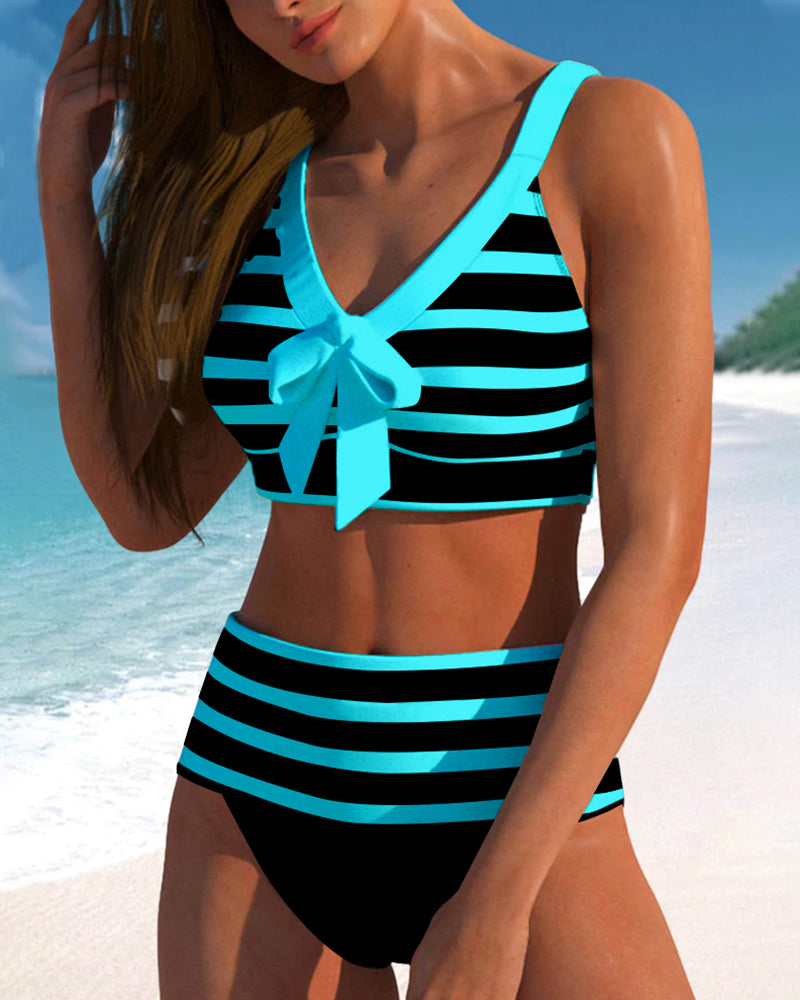 Bikini de talle alto a rayas