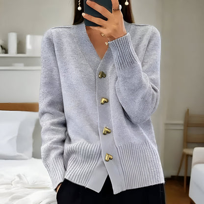 Cárdigan elegante con botones en forma de corazón