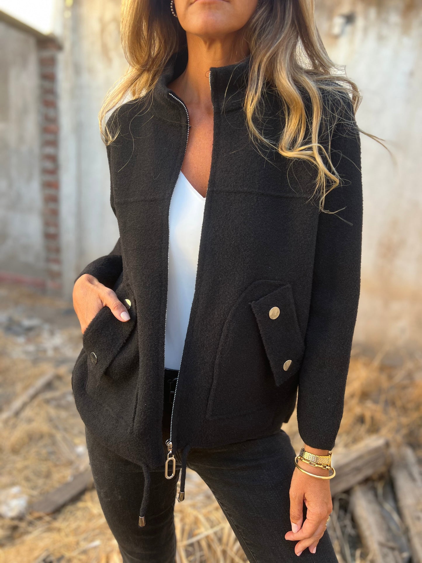 Chaqueta Elegante para Mujer con Talla Ajustable