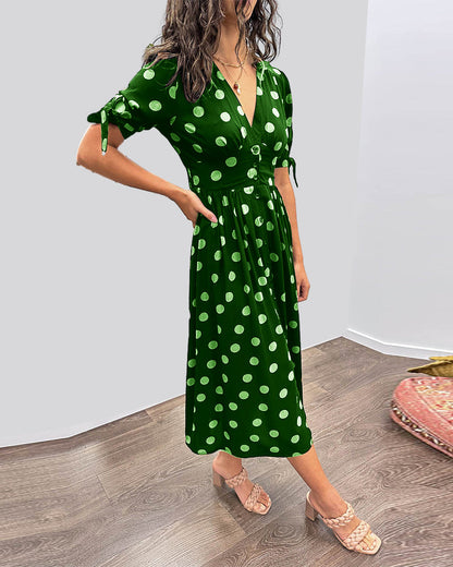 Vestido Elegante de Lunares
