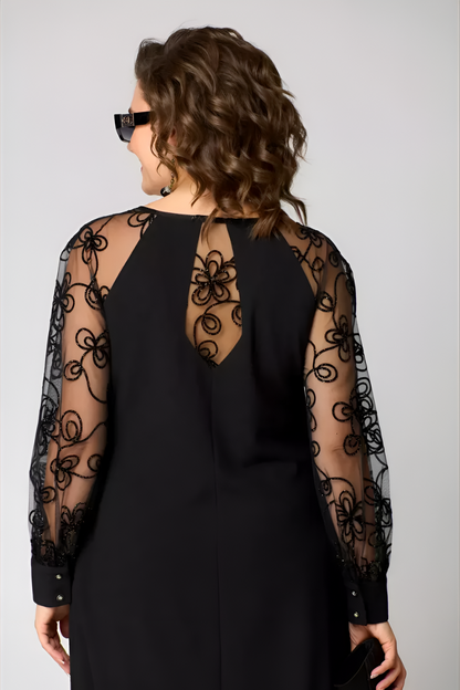 Ropa elegante con mangas de encaje