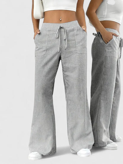 Pantalón amplio a rayas