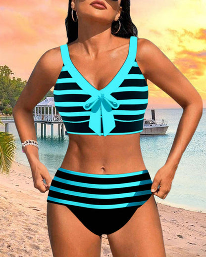 Bikini de talle alto a rayas