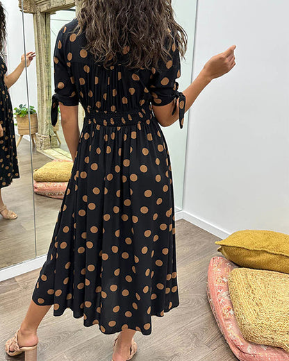 Vestido Elegante de Lunares