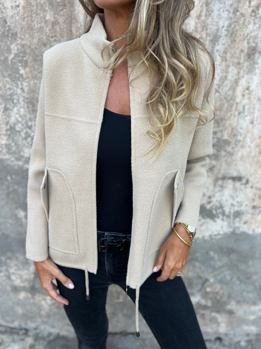 Chaqueta Elegante para Mujer con Talla Ajustable