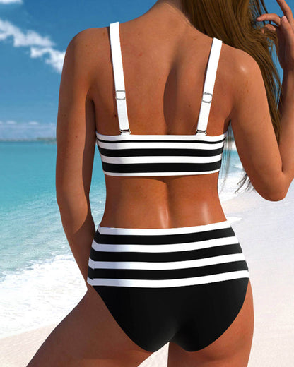 Bikini de talle alto a rayas