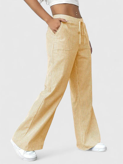 Pantalón amplio a rayas