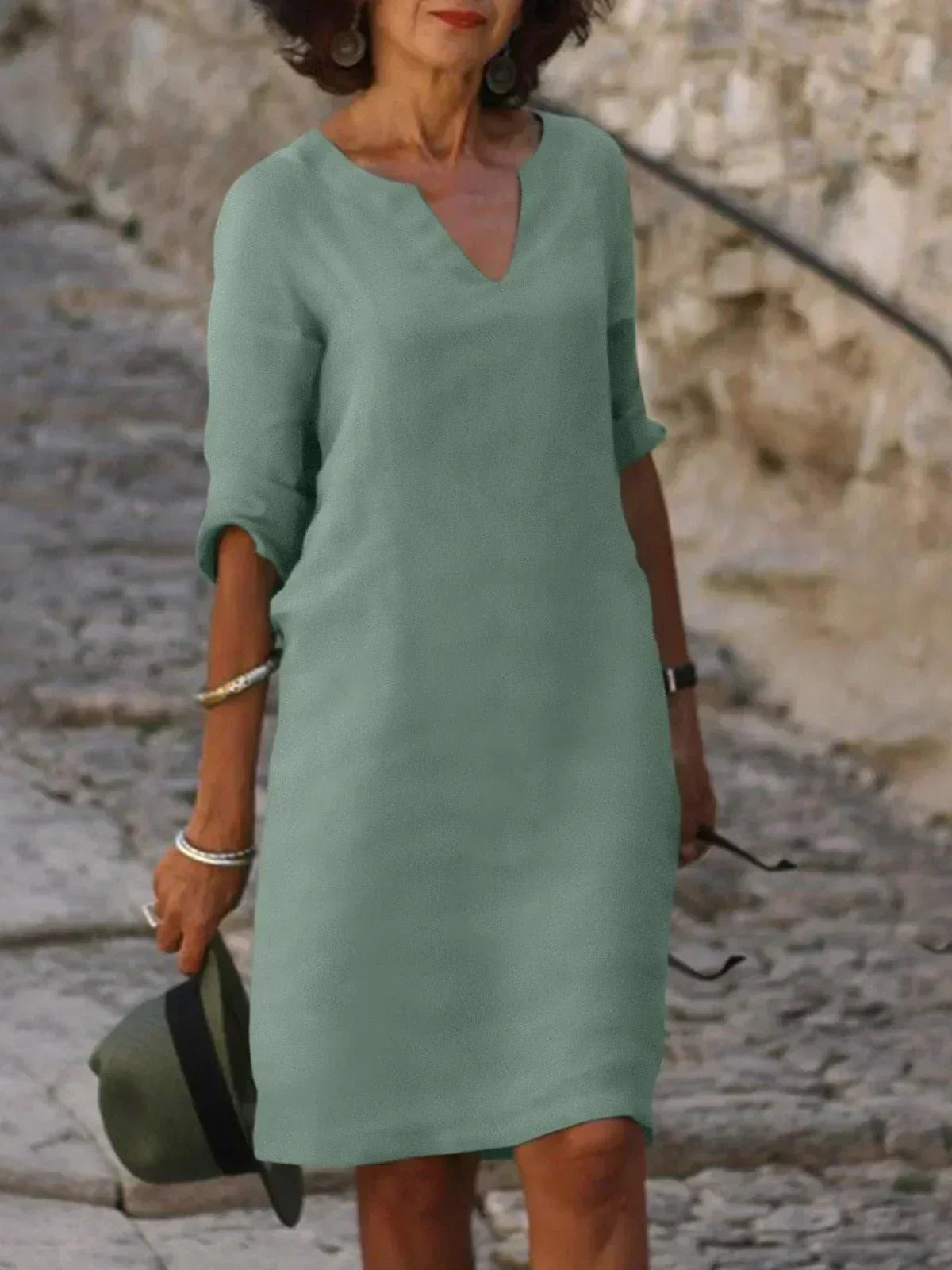 Ropa Elegante con Escote en V